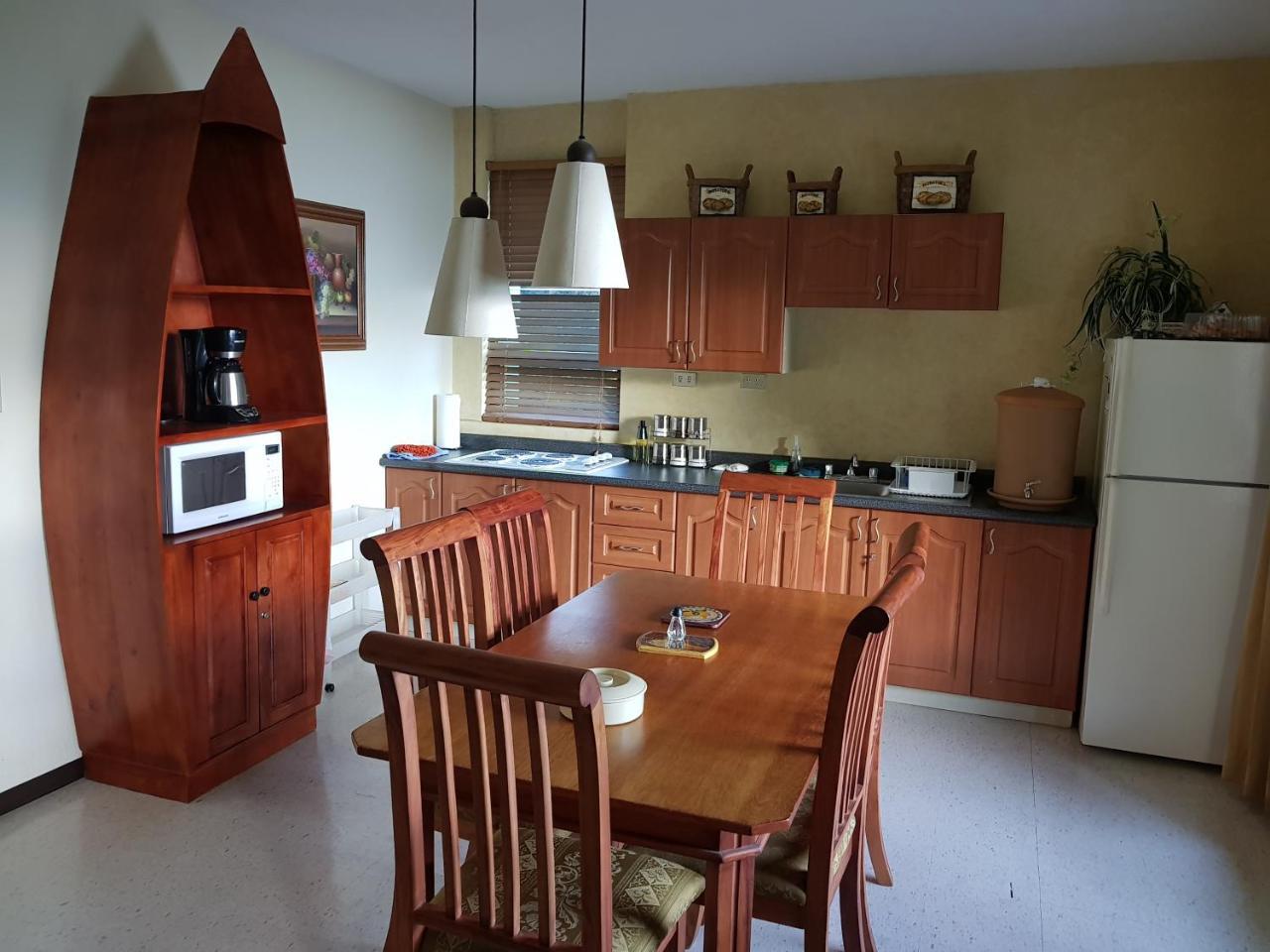 The Paradise Of Atitlan Suites - Free Breakfast Supplies Panajachel Buitenkant foto