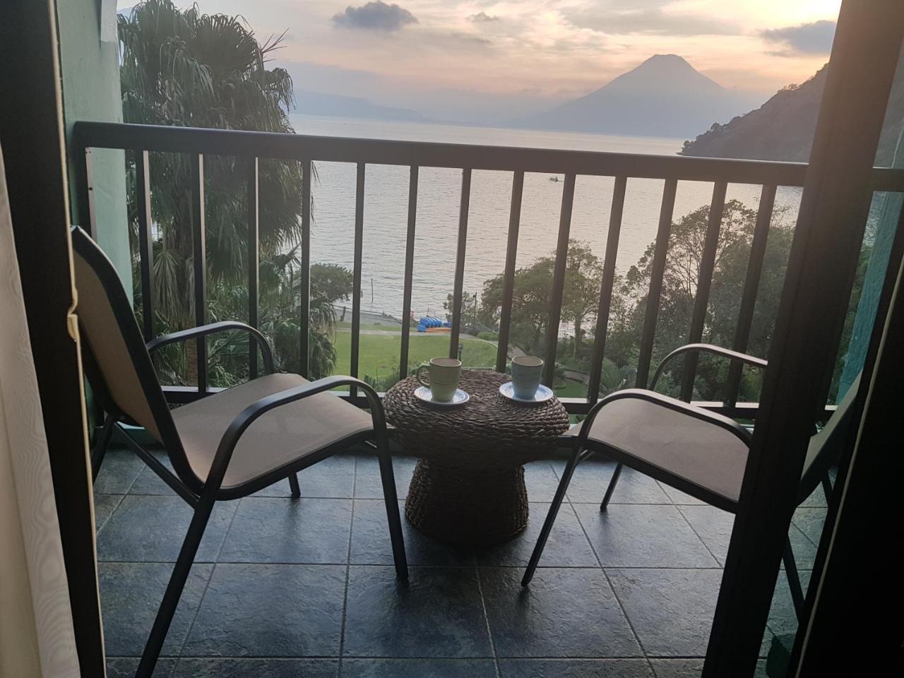 The Paradise Of Atitlan Suites - Free Breakfast Supplies Panajachel Buitenkant foto